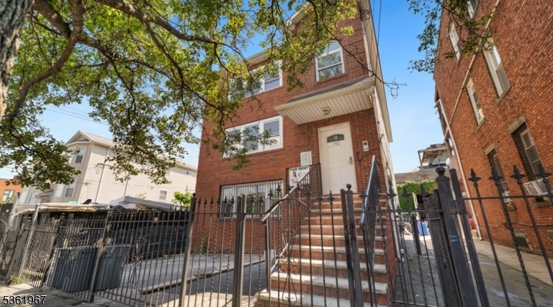 Property Photo: 392 New St 1 NJ 07103