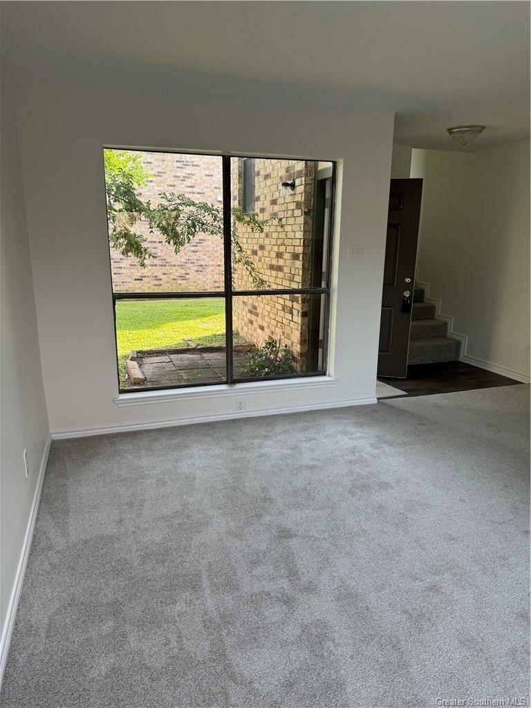 Property Photo: 1020 W McNeese Street 7I LA 70605