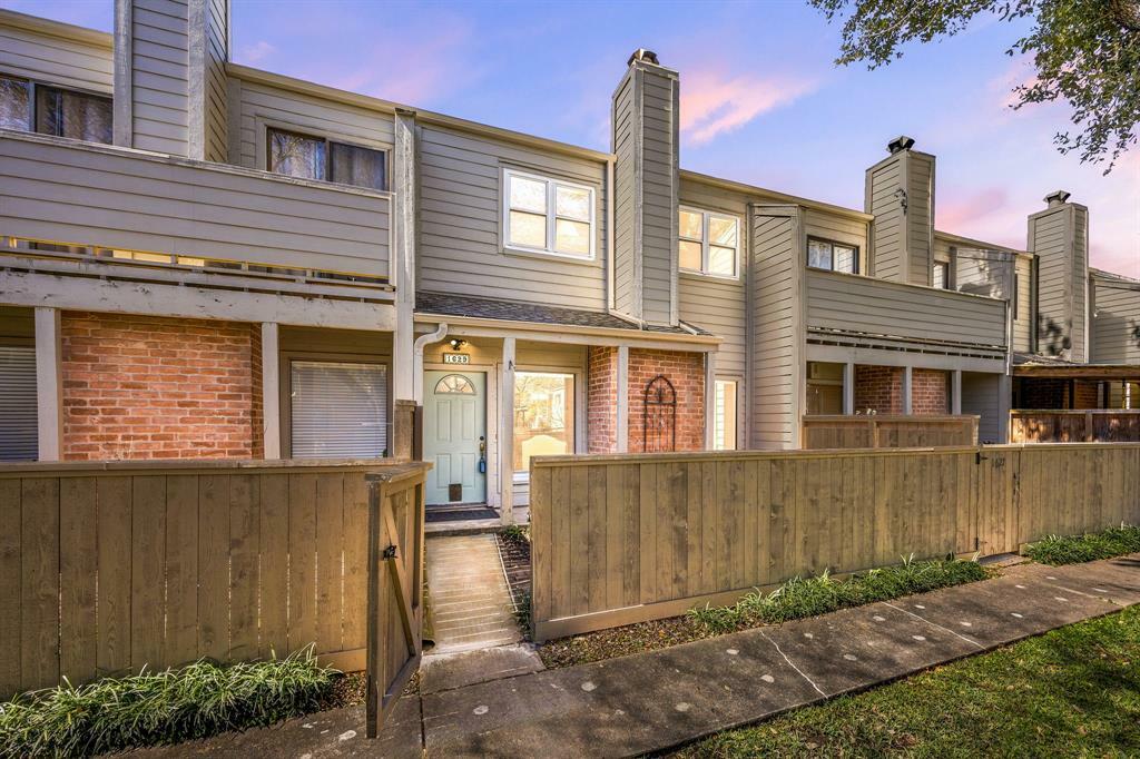 Property Photo: 1629 Prairie Grove Drive TX 77077