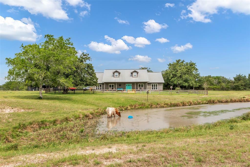 Property Photo: 3738 E Parker Road TX 78949