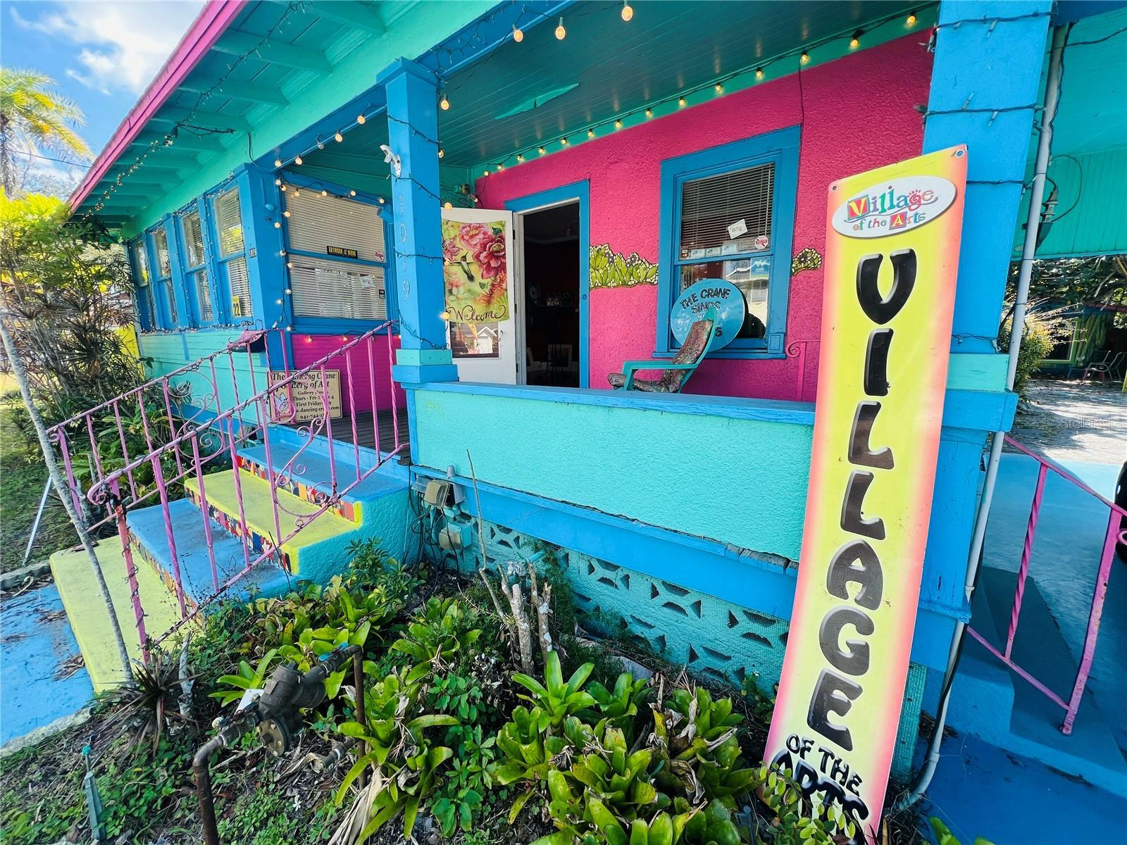 Property Photo: 1019 10th Avenue W FL 34205