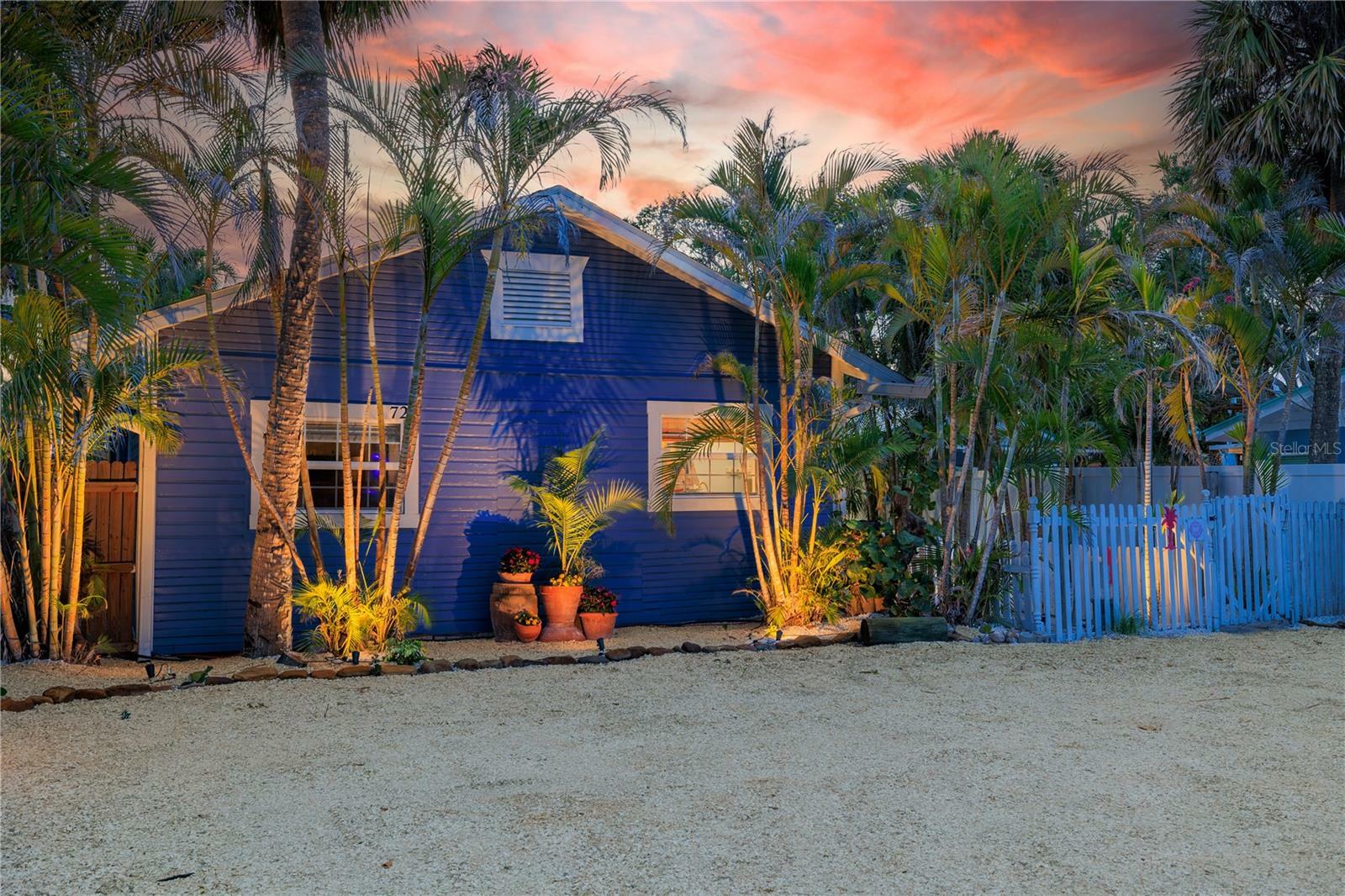 722 Gulf Boulevard  Indian Rocks Beach FL 33785 photo