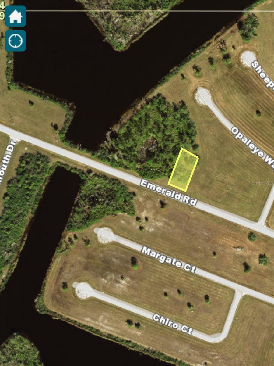 Property Photo: 13150 Emerald Road FL 33946