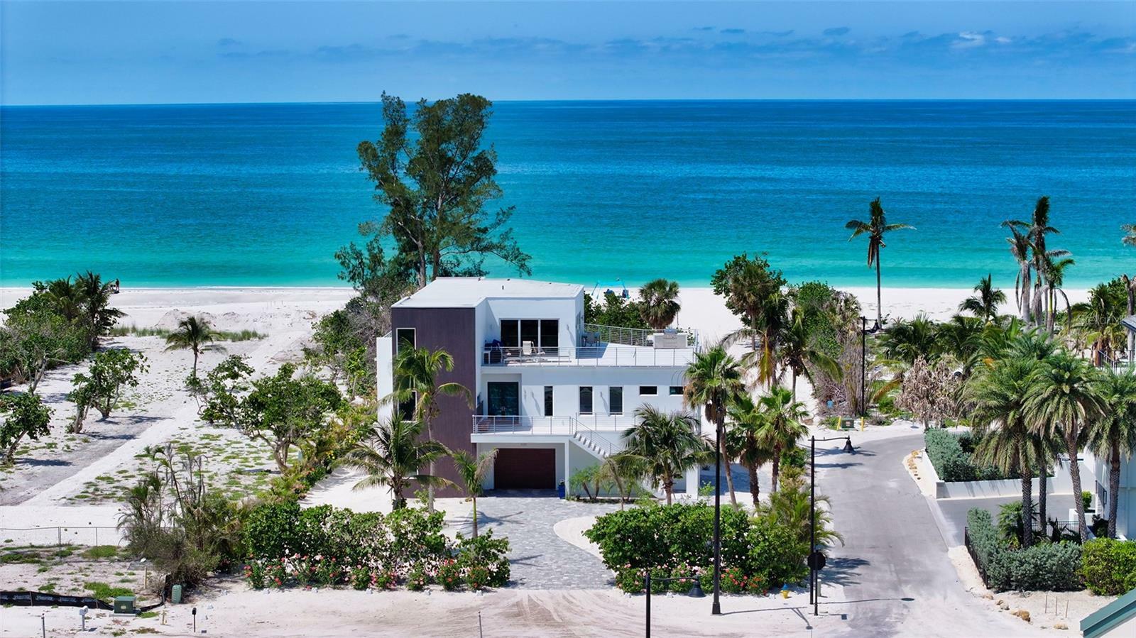 Property Photo: 6381 Gulf Of Mexico Drive FL 34228