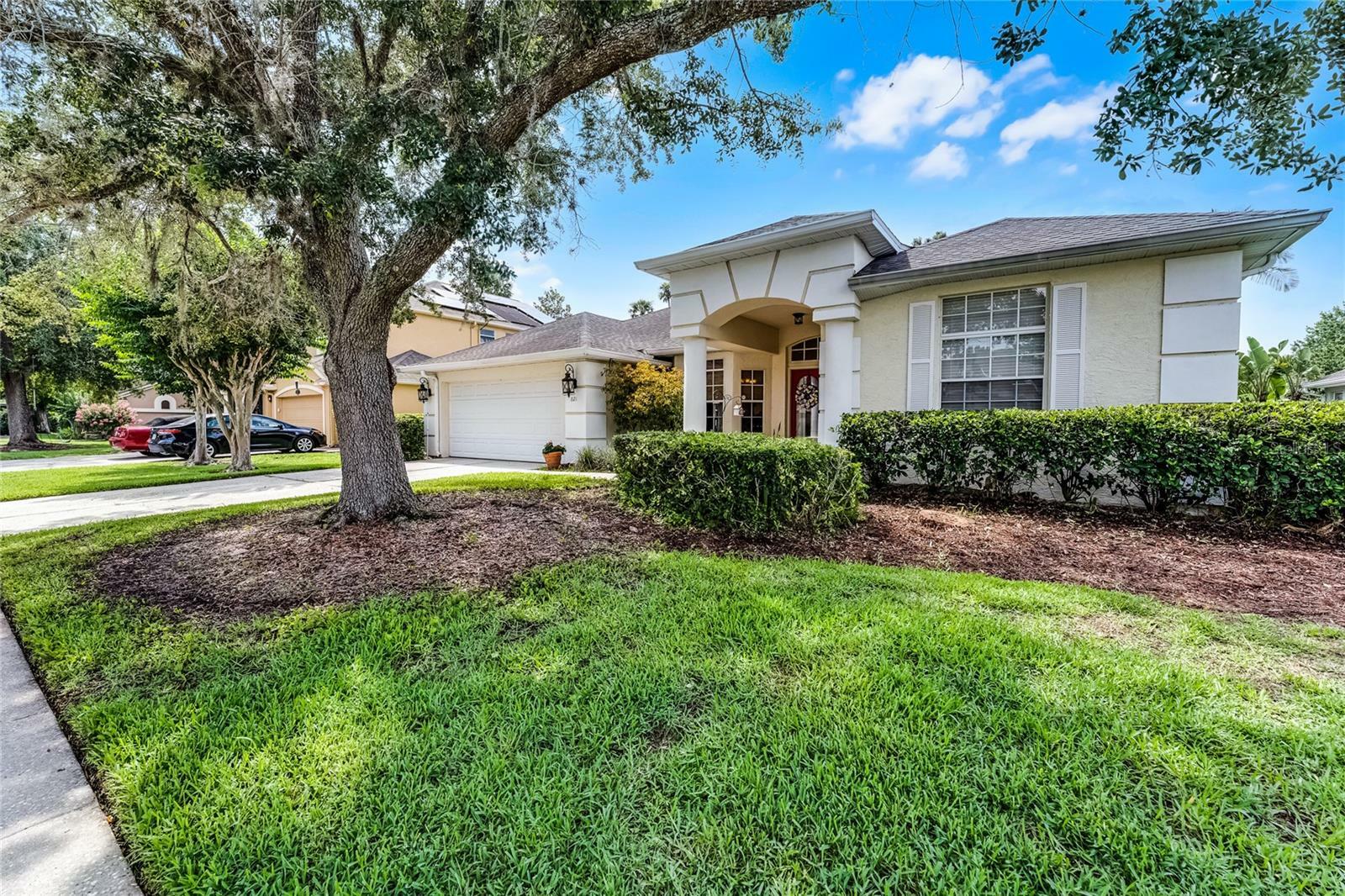 Property Photo: 821 Shallow Brook Avenue FL 32708