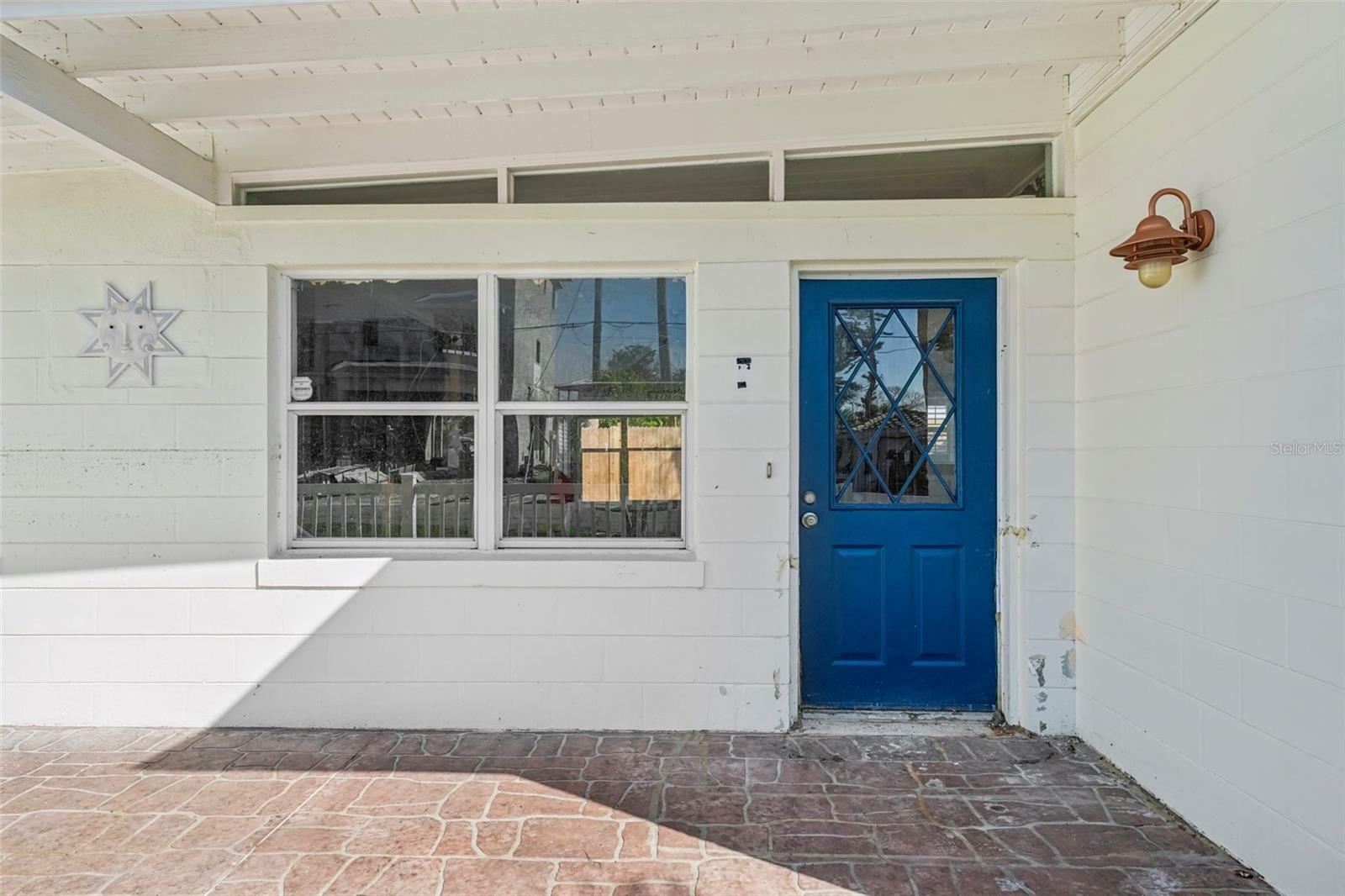 Property Photo:  709 Pruitt Drive  FL 33708 