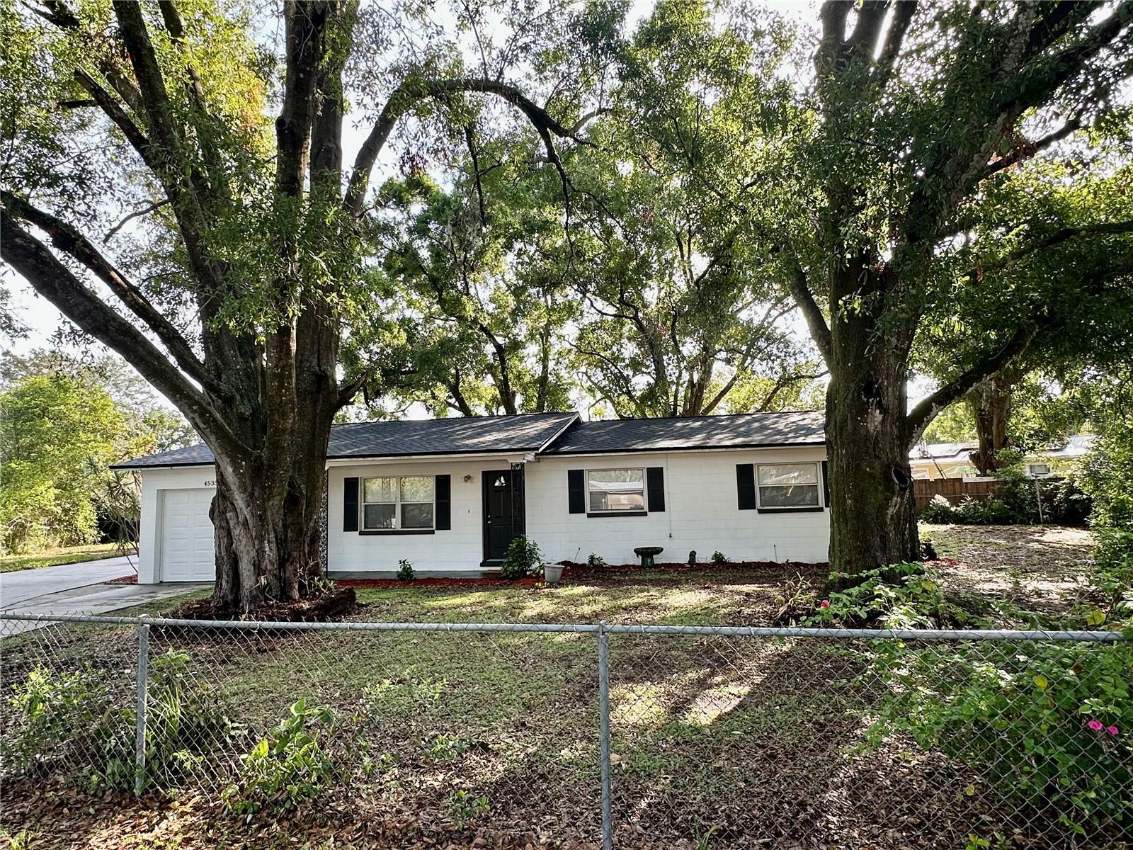 Property Photo: 4535 Weston Court FL 33830