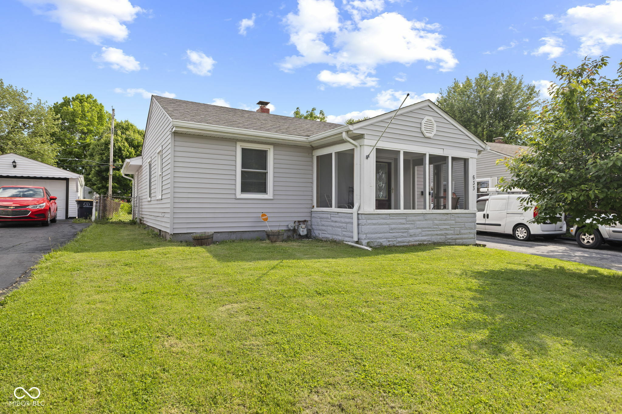 Property Photo: 633 Fletcher Lane IN 46107