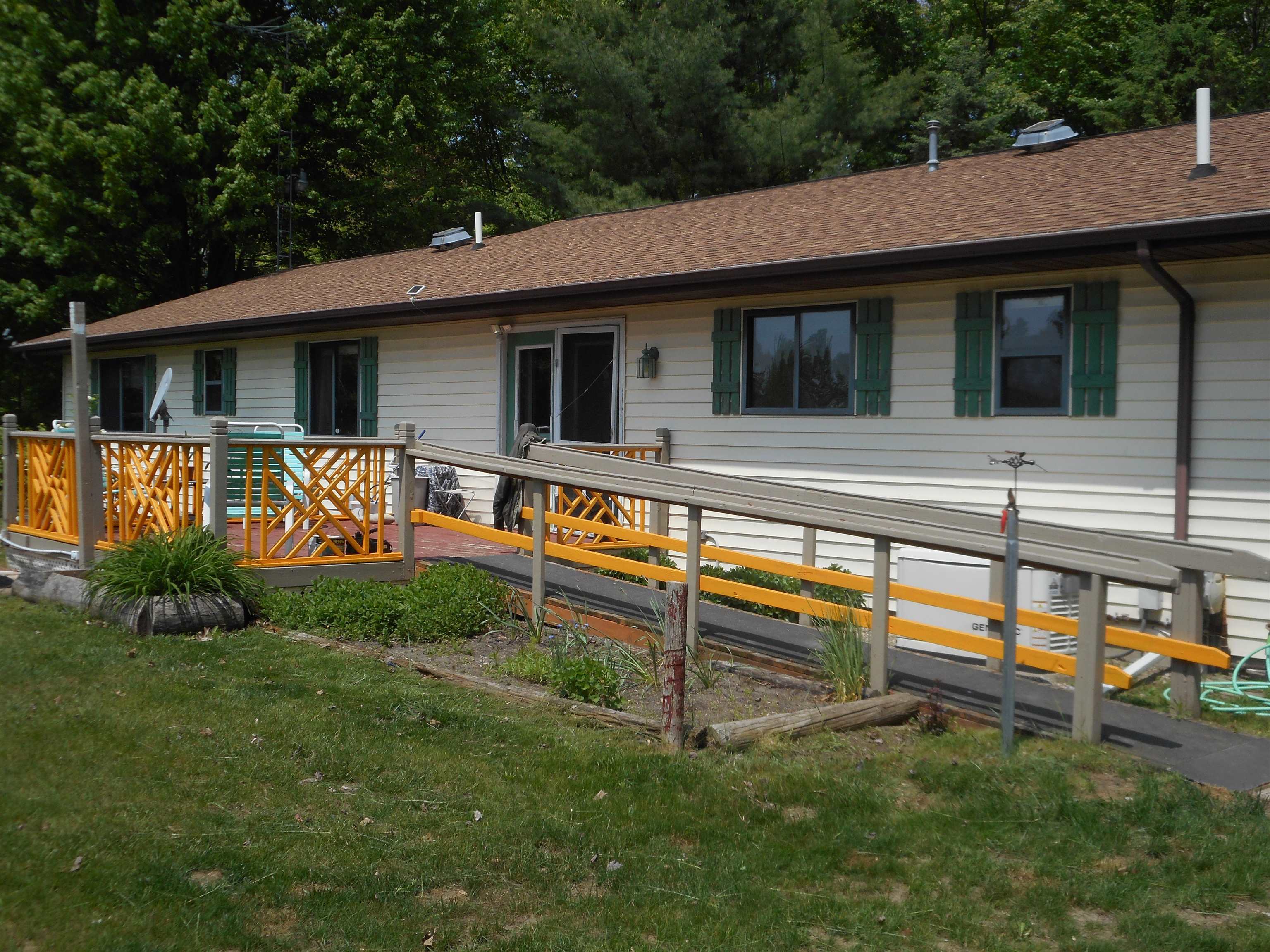 Property Photo: 2575 W Huron Road MI 48658