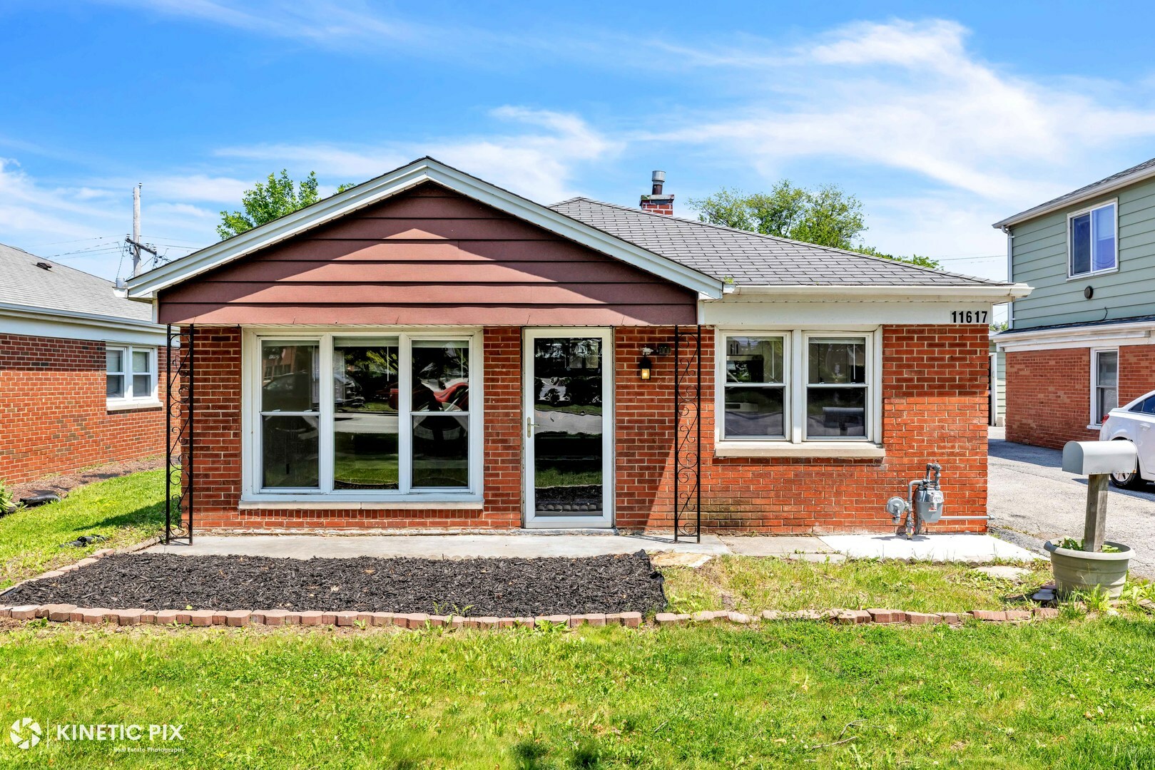 Property Photo: 11617 S Kedzie Avenue IL 60803
