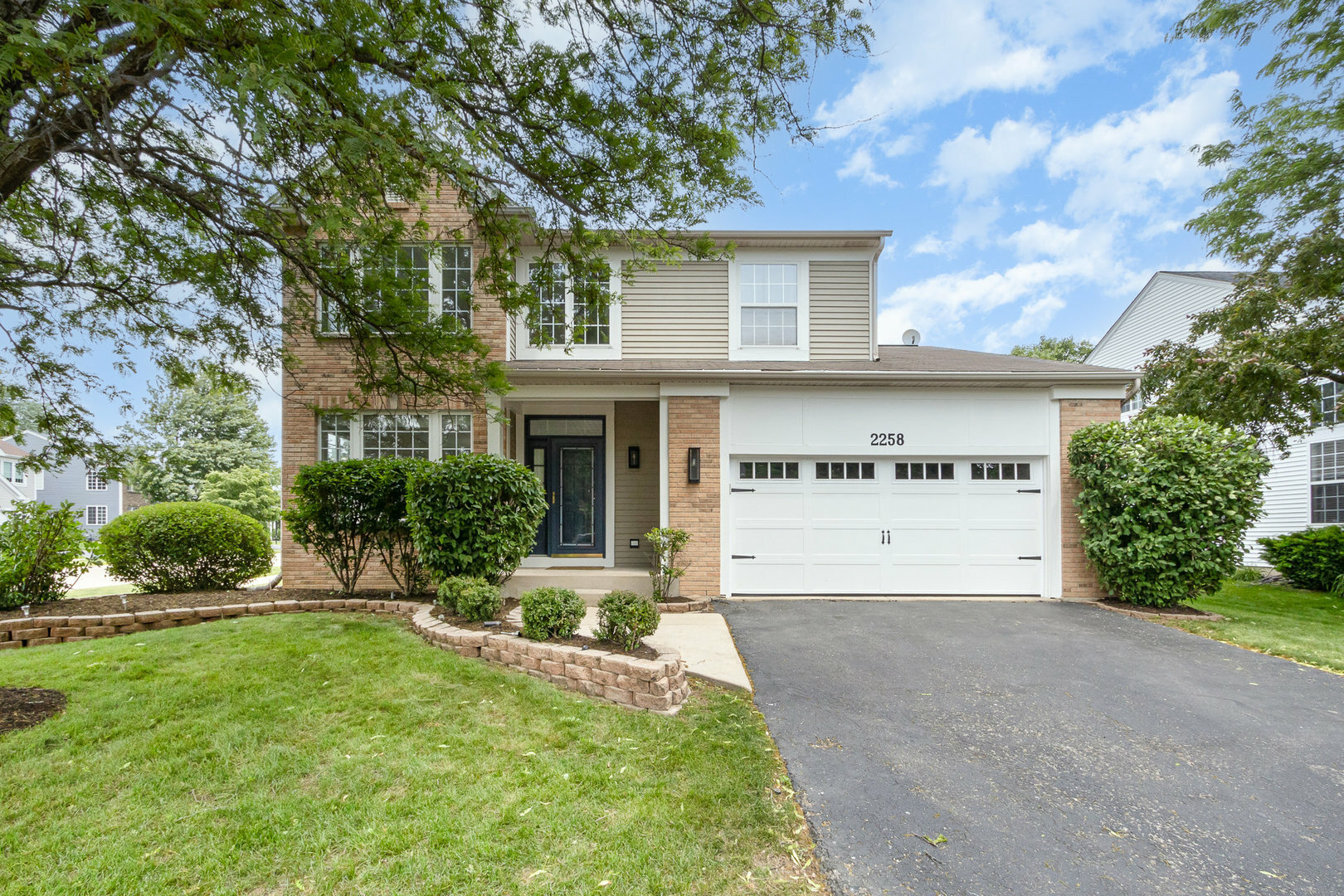 2258 Halsted Lane  Aurora IL 60503 photo