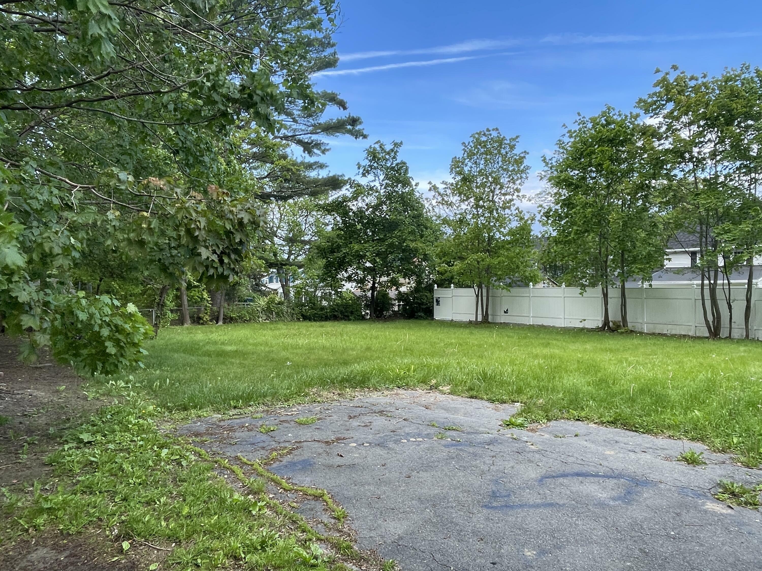 Property Photo: 87 Stevens Avenue ME 04102