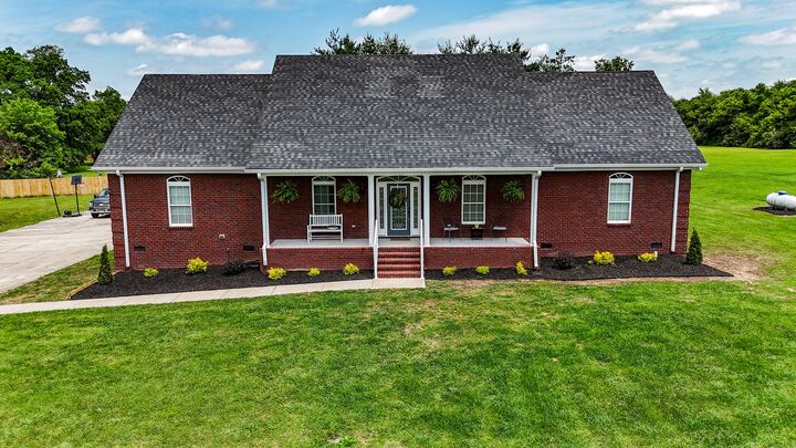 Property Photo:  215 Highway 82 E  TN 37020 