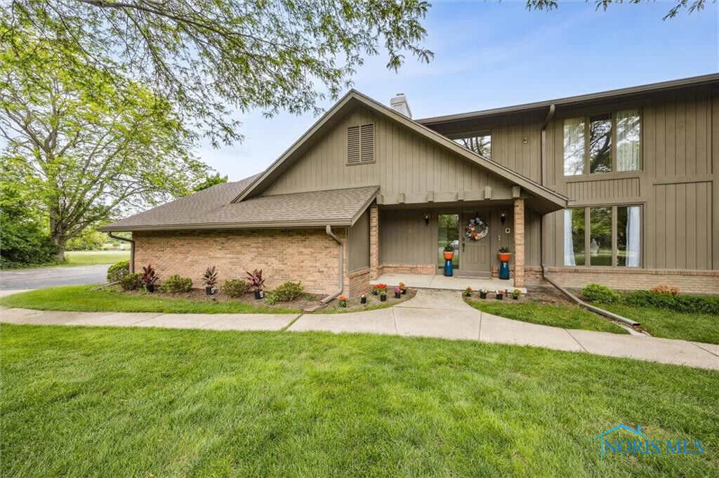 Property Photo: 29674 E River Road OH 43551