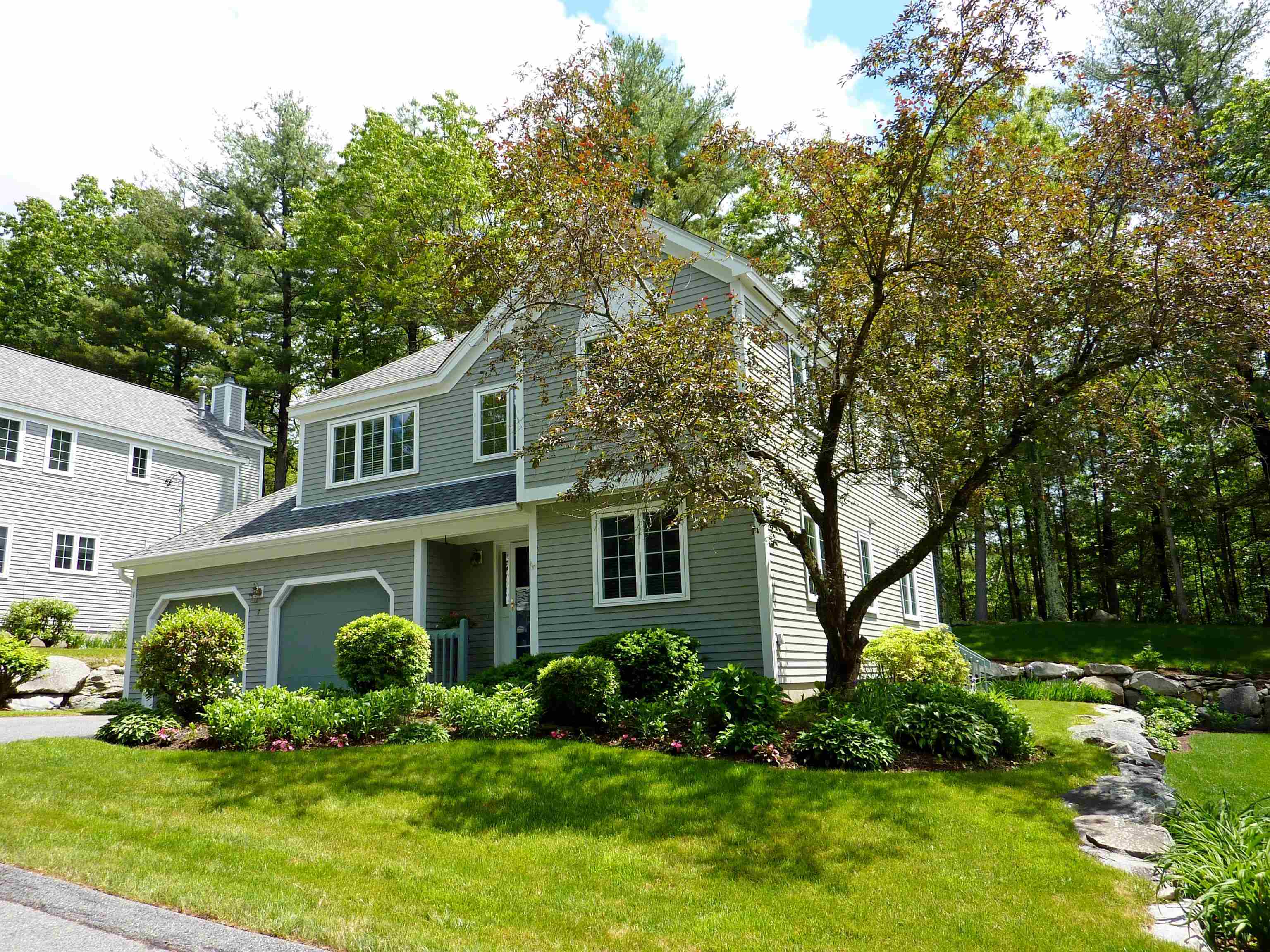 Property Photo: 7 Lilac Court NH 03062
