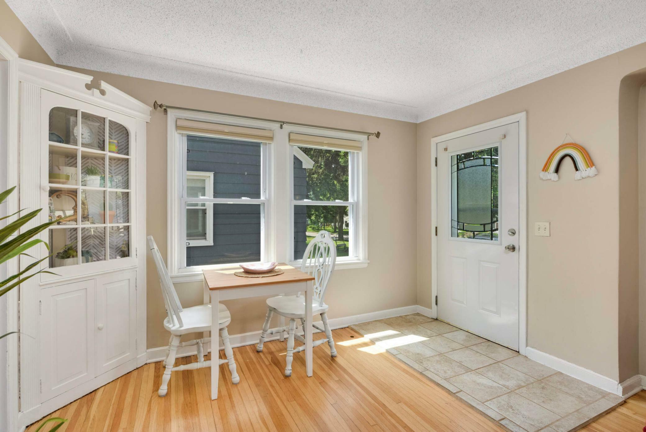 Property Photo:  3934 Scott Avenue N  MN 55422 