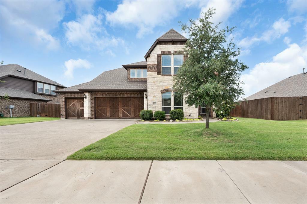 Property Photo: 4705 Stillhouse Hollow Lane TX 76226