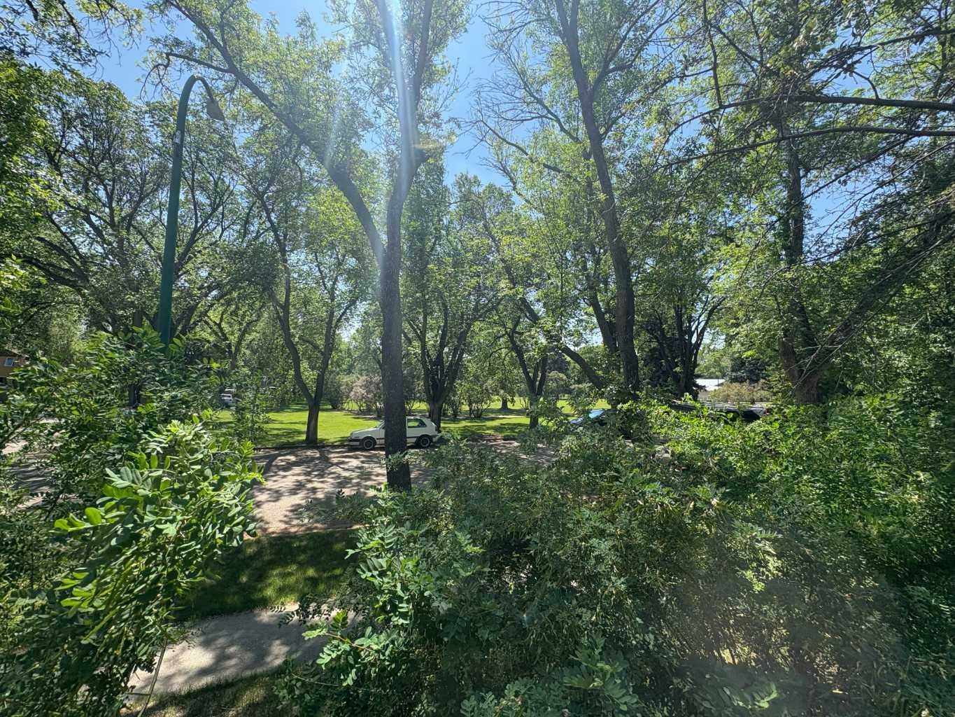 Property Photo: 1024 16 Street S AB T1K 1X1