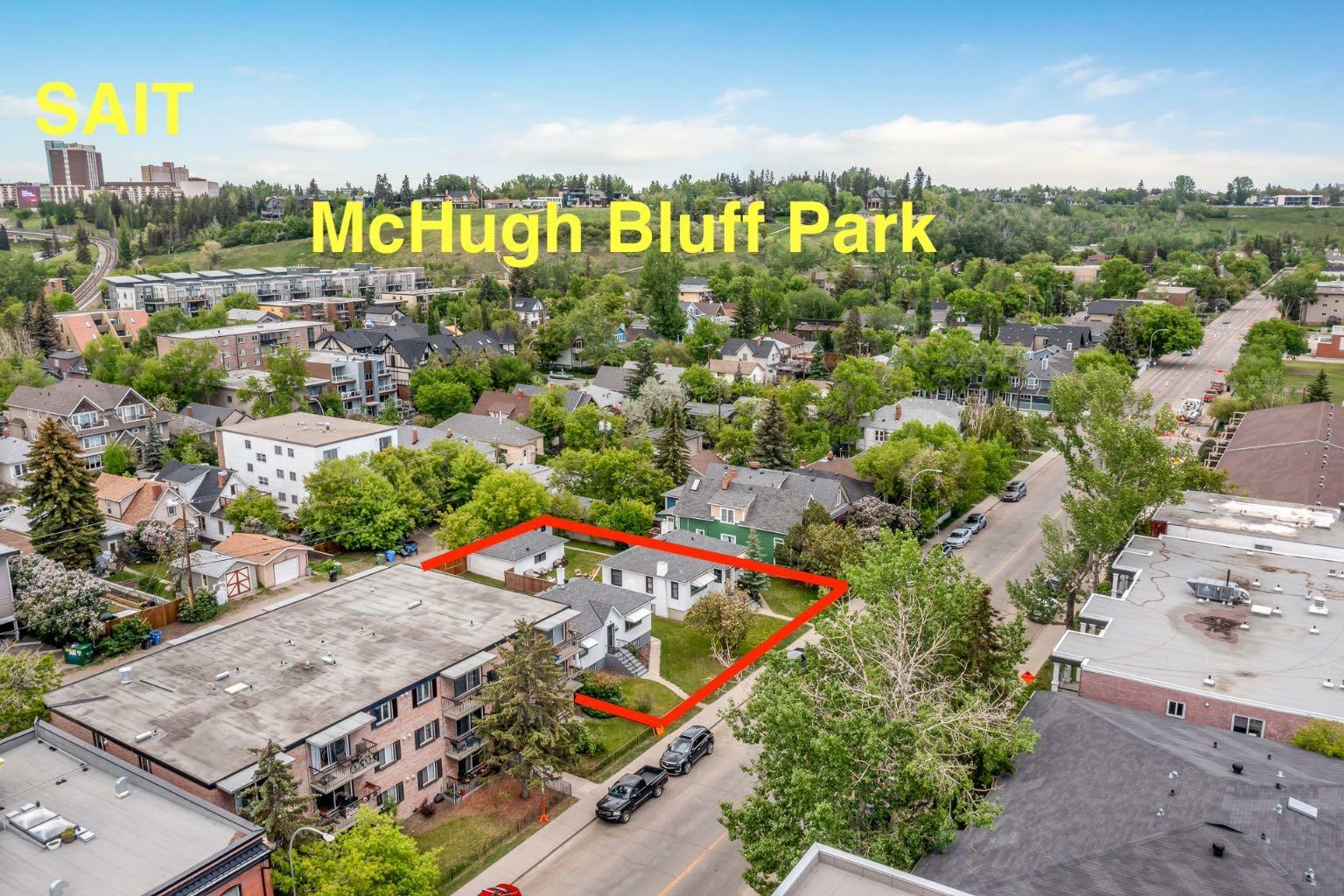 Property Photo:  922 &Amp 926 2 Avenue NW  AB T2N 0E6 