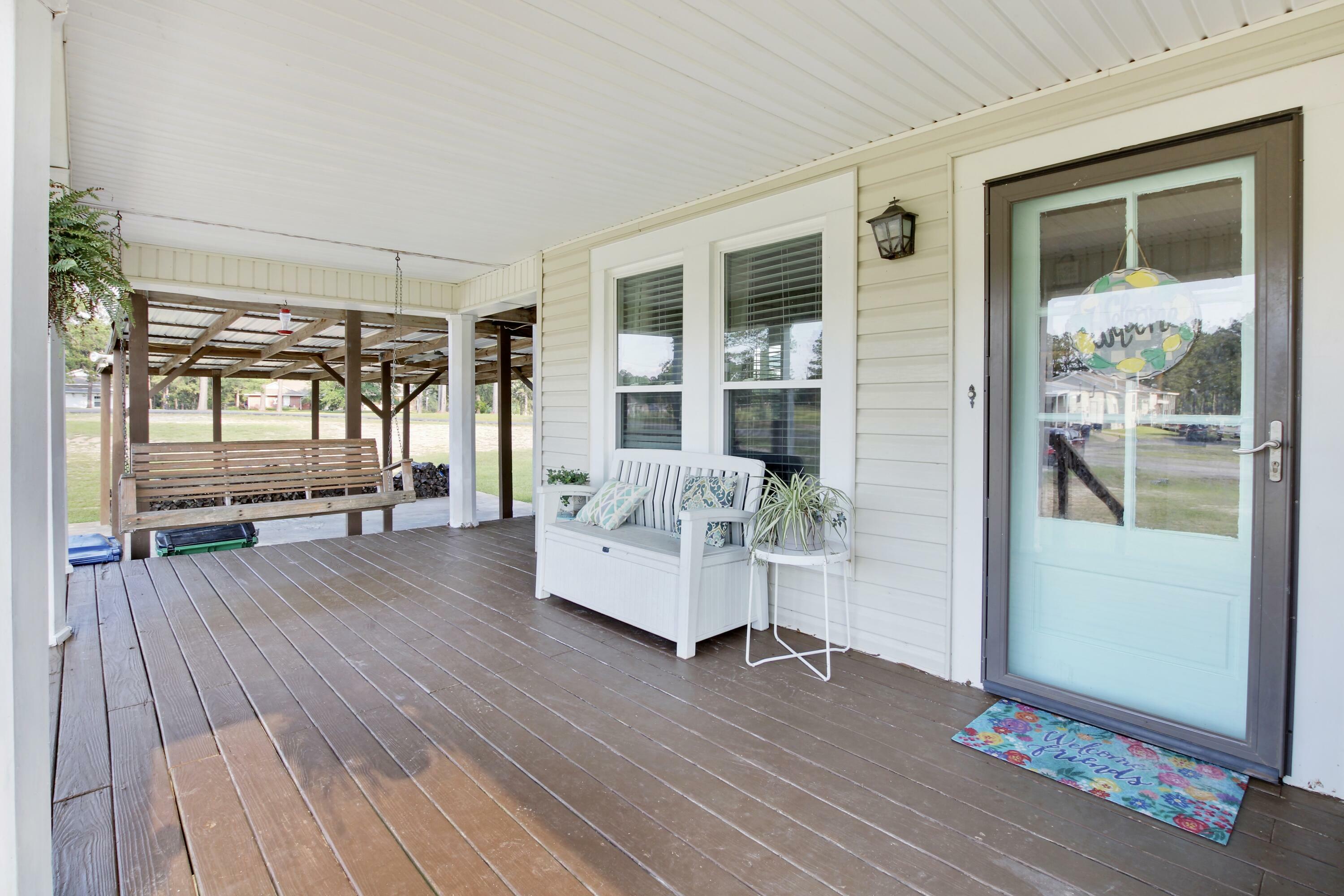 Property Photo: 27 Roberta Ln. LA 71403