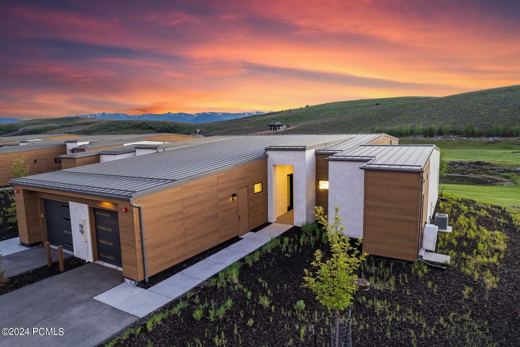 Property Photo:  6312 Double Deer Loop  UT 84098 