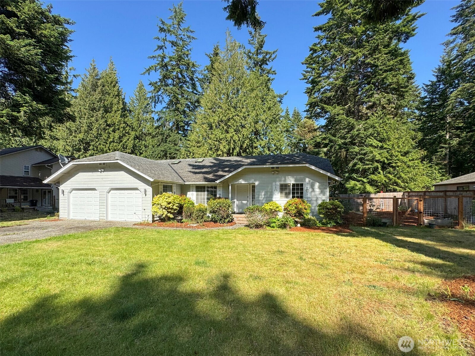 42  Charles Way  Sequim WA 98382 photo