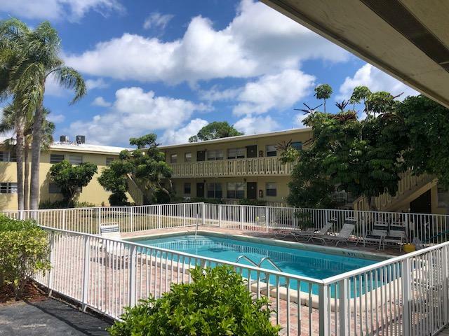 Property Photo: 1310 S Federal Highway S 3 FL 33460