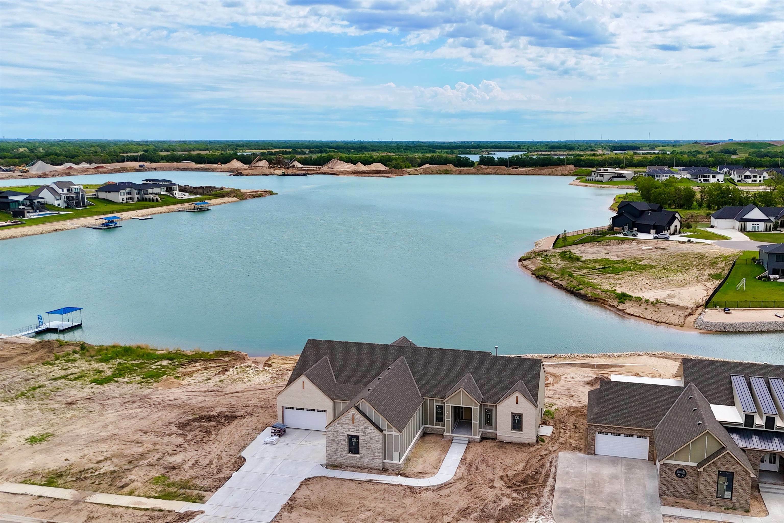Property Photo:  4624 N Ridge Port St.  KS 67205 