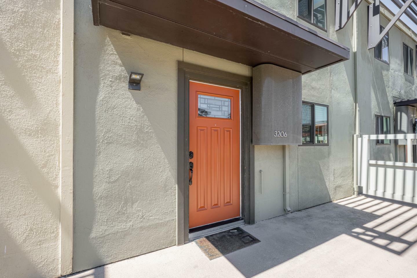 Property Photo:  3206 Admiralty Lane  CA 94404 