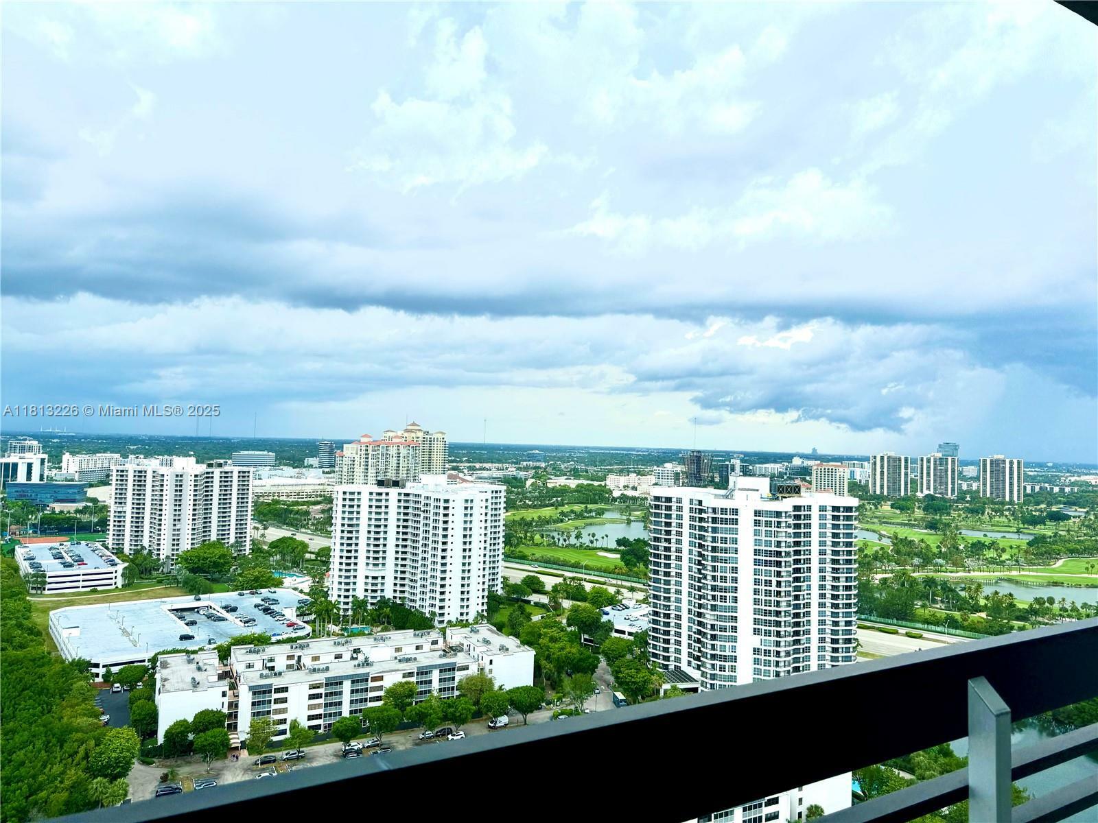 Property Photo: 3530 Mystic Pointe Dr 3001 FL 33180