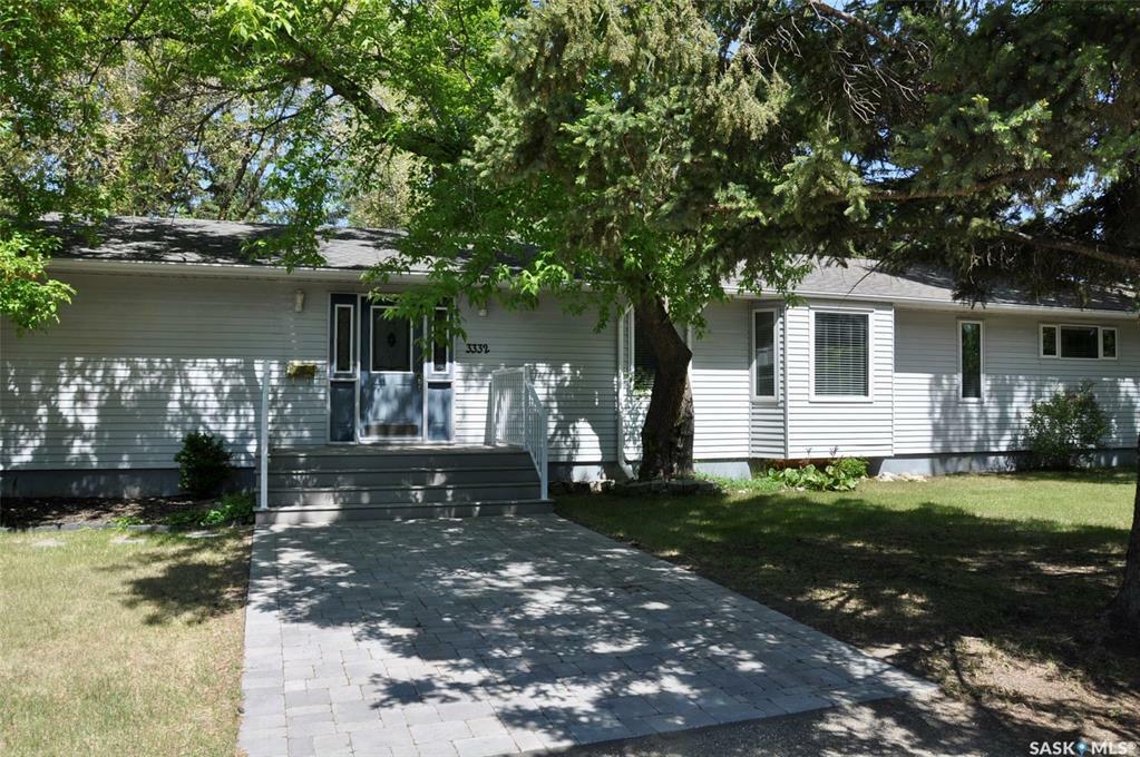 Property Photo: 3332 Ortona Street SK S7M 3R8