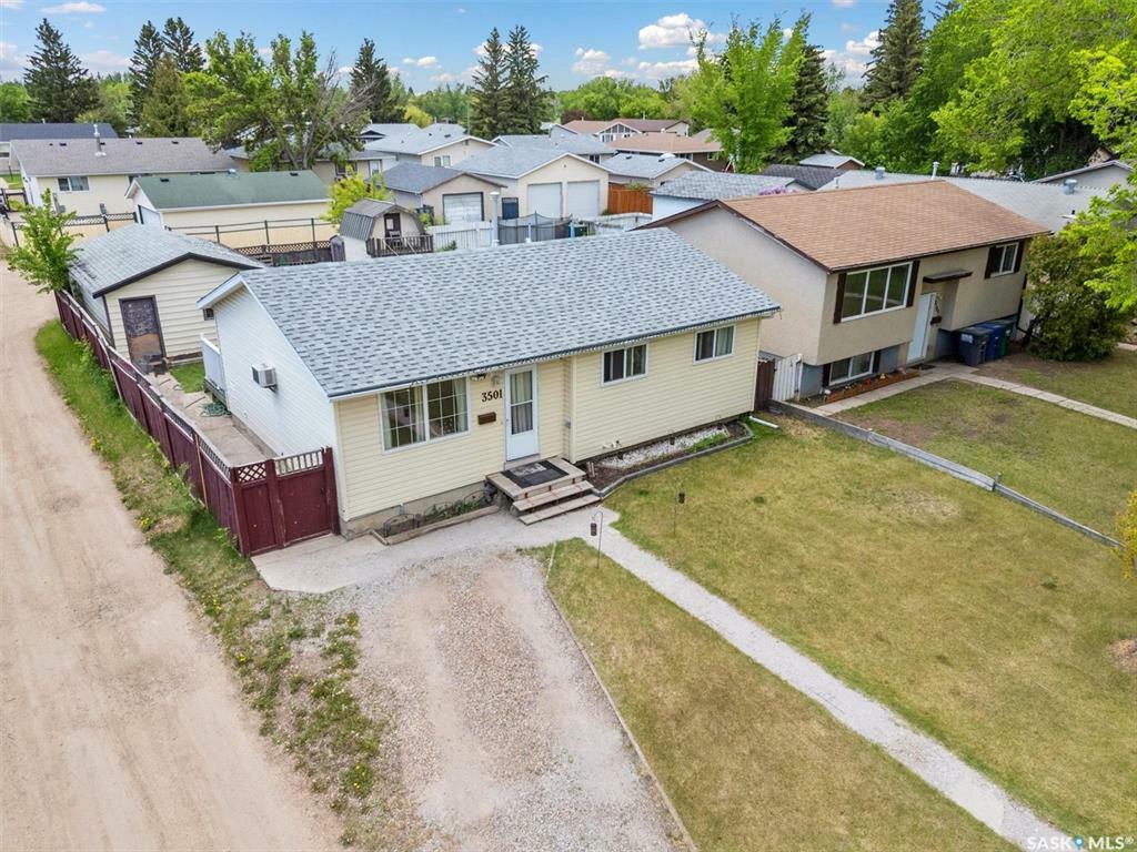 Photo de la propriété: 3501 Miyo-Wâhkôhtowin Road SK S7L 4R9