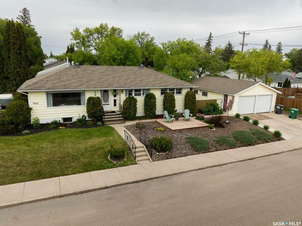 Photo de la propriété: 2433 Broadway Avenue SK S7J 0Z1