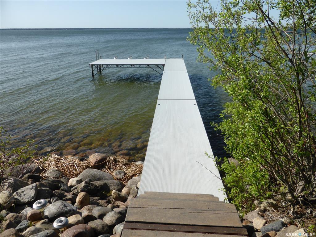 Property Photo: 620 Kenderdine Boulevard SK S0M 1J0