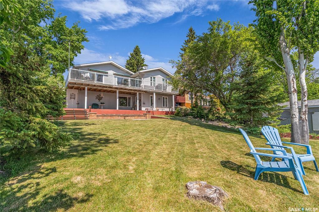 Property Photo:  64 Lake Avenue  SK S0M 1X0 
