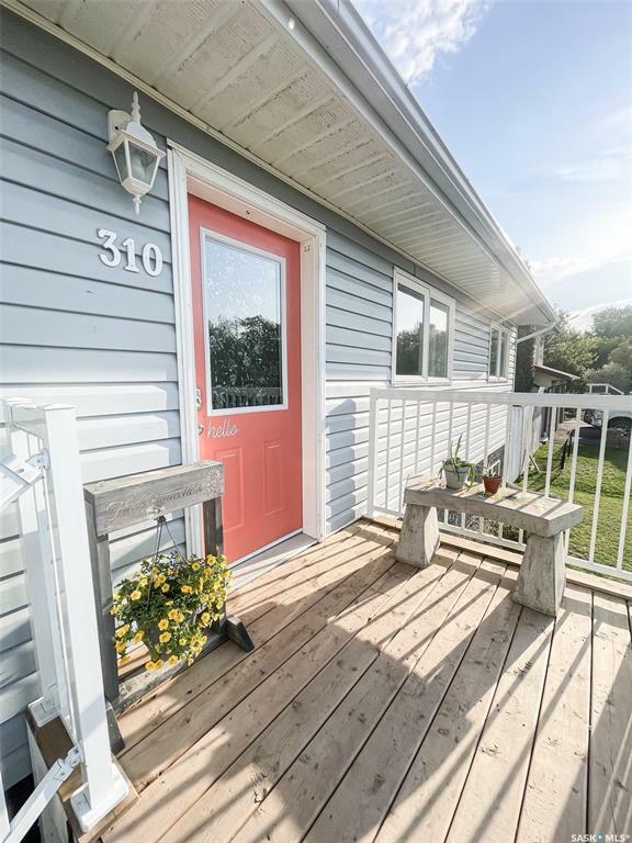 Property Photo: 310 Woodman Avenue SK S9X 1H3