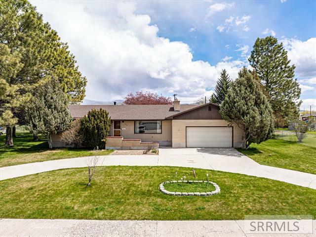 Property Photo: 244 N 4th E ID 83245