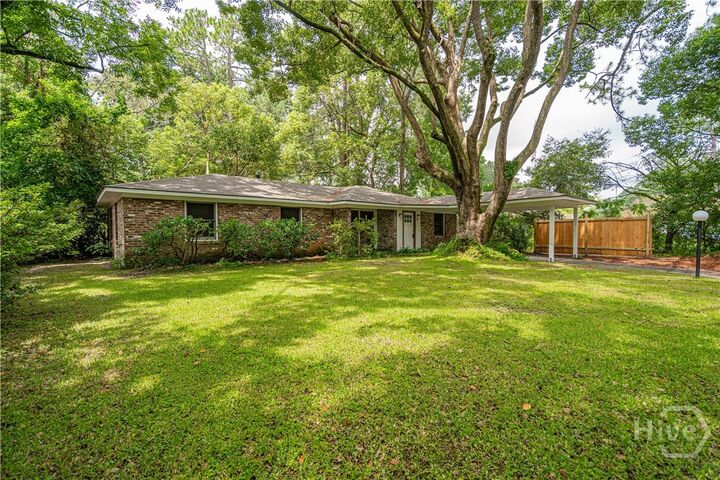 Property Photo:  119 Dyches Drive  GA 31406 