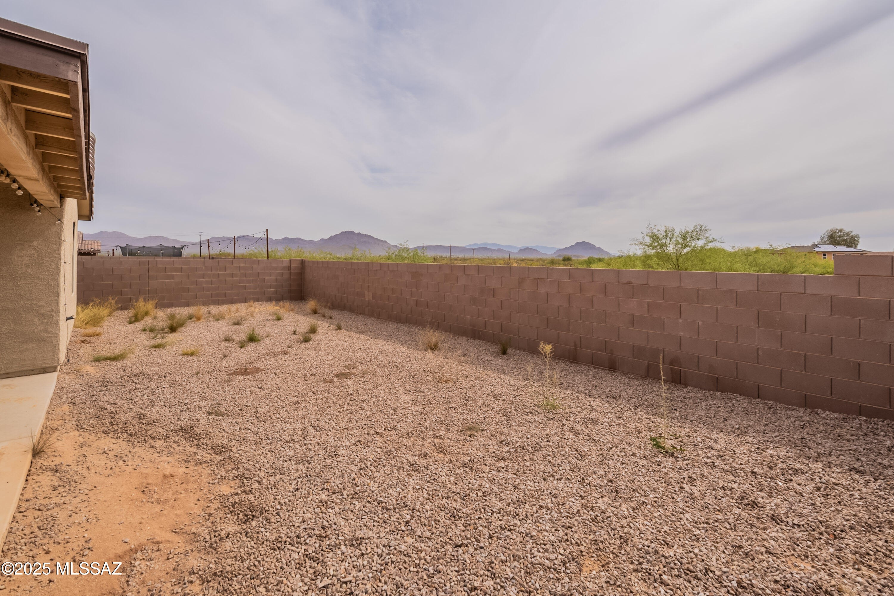 Property Photo: 6179 S Reed Bunting Drive AZ 85757