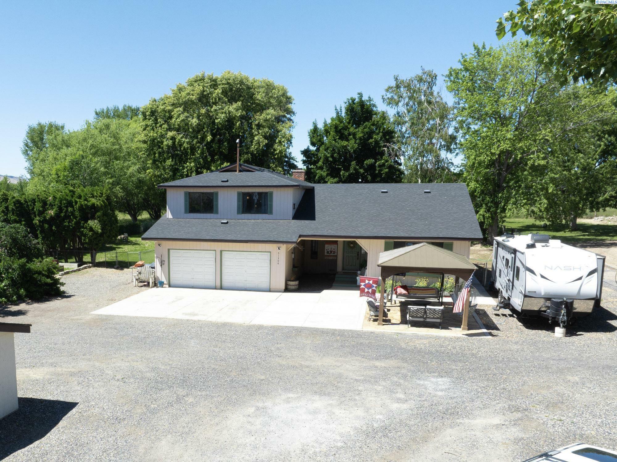 Property Photo: 51306 N Whan Rd WA 99320