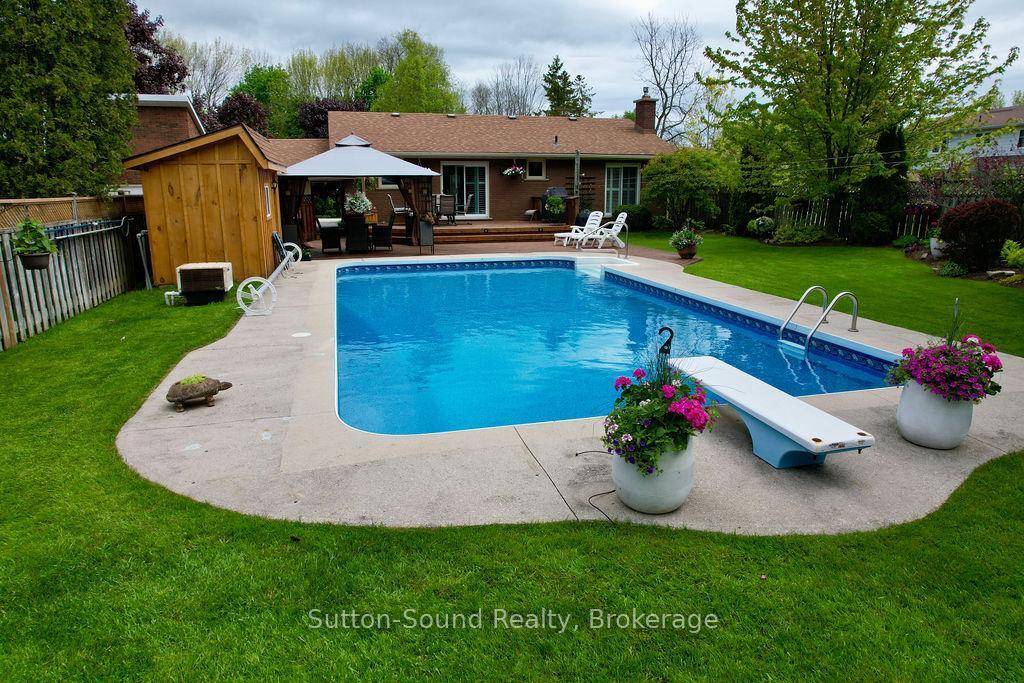 Property Photo: 635 26th Street W ON N4K 6A6