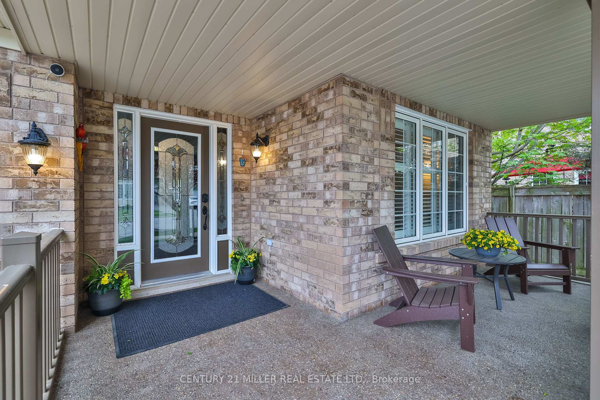 Property Photo: 4072 Gunby Crescent ON L7M 0A8