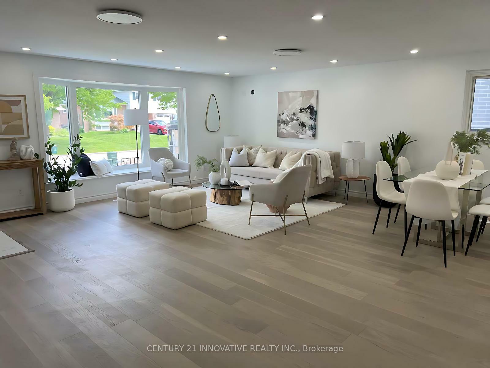Photo de la propriété: 25 Lewin Crescent ON L1S 3A2