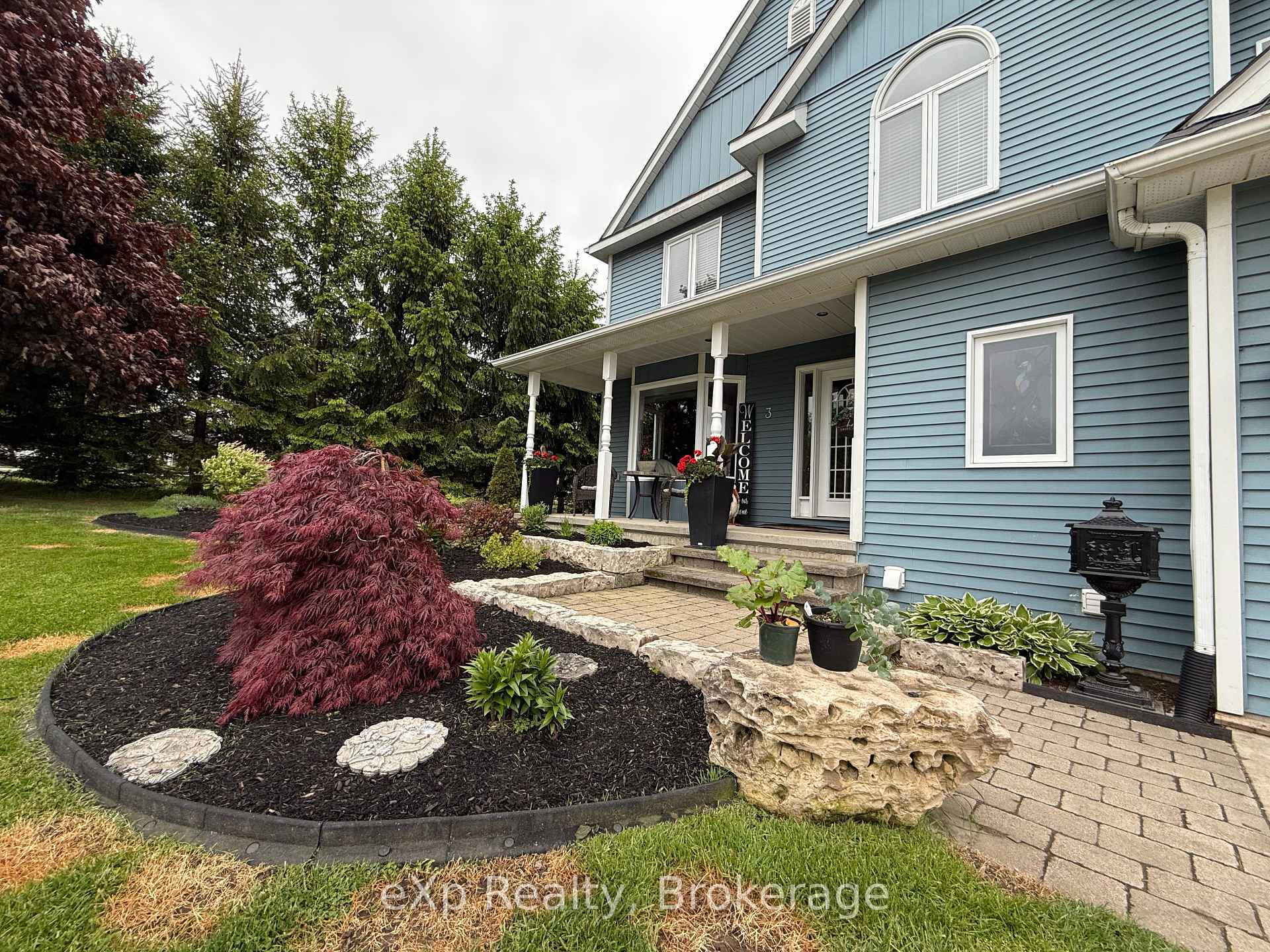 Property Photo: 3 Gray Court ON N0G 2J0