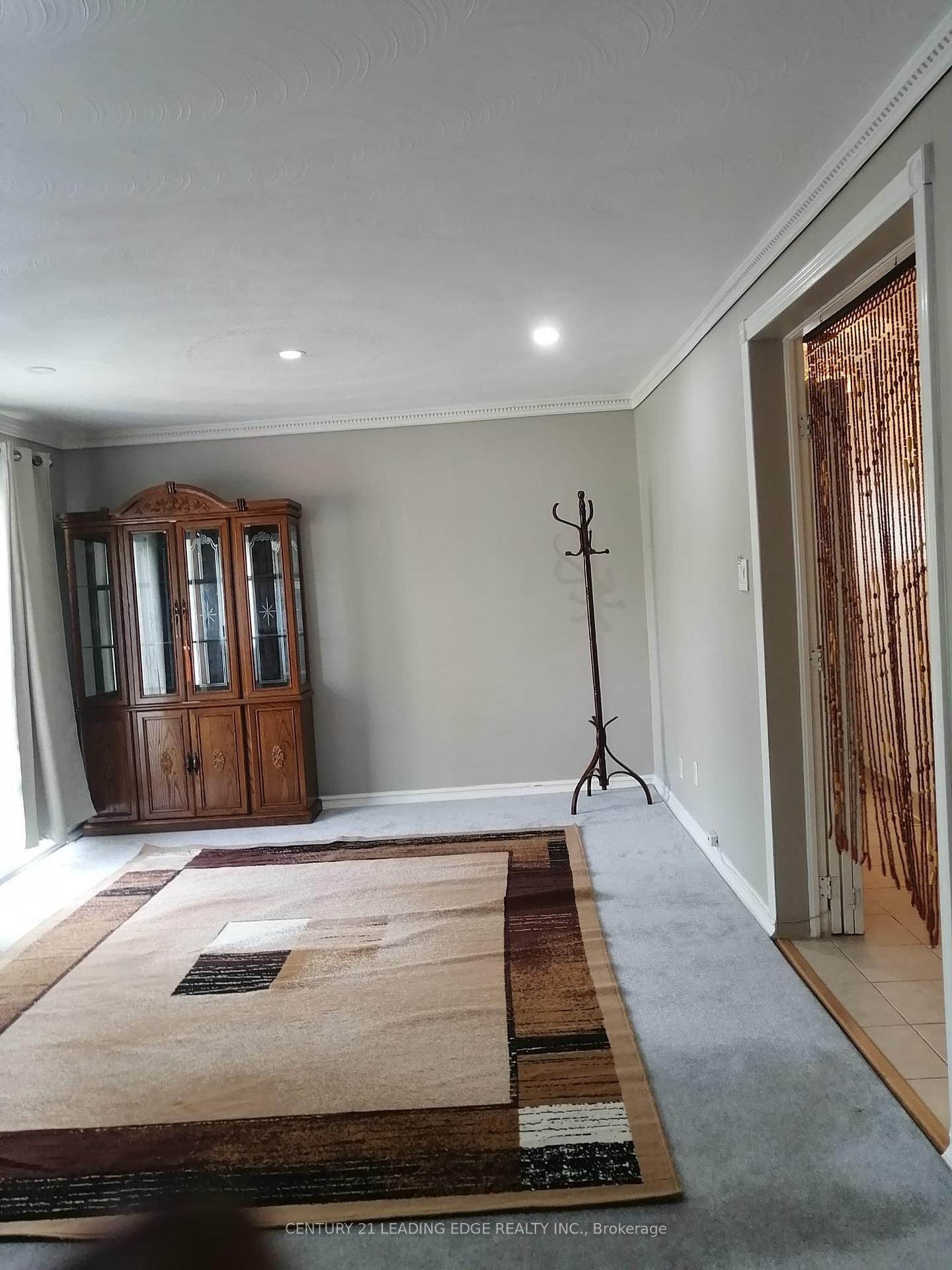 Property Photo: 58 Bedle Avenue 2 ON M2H 1K8