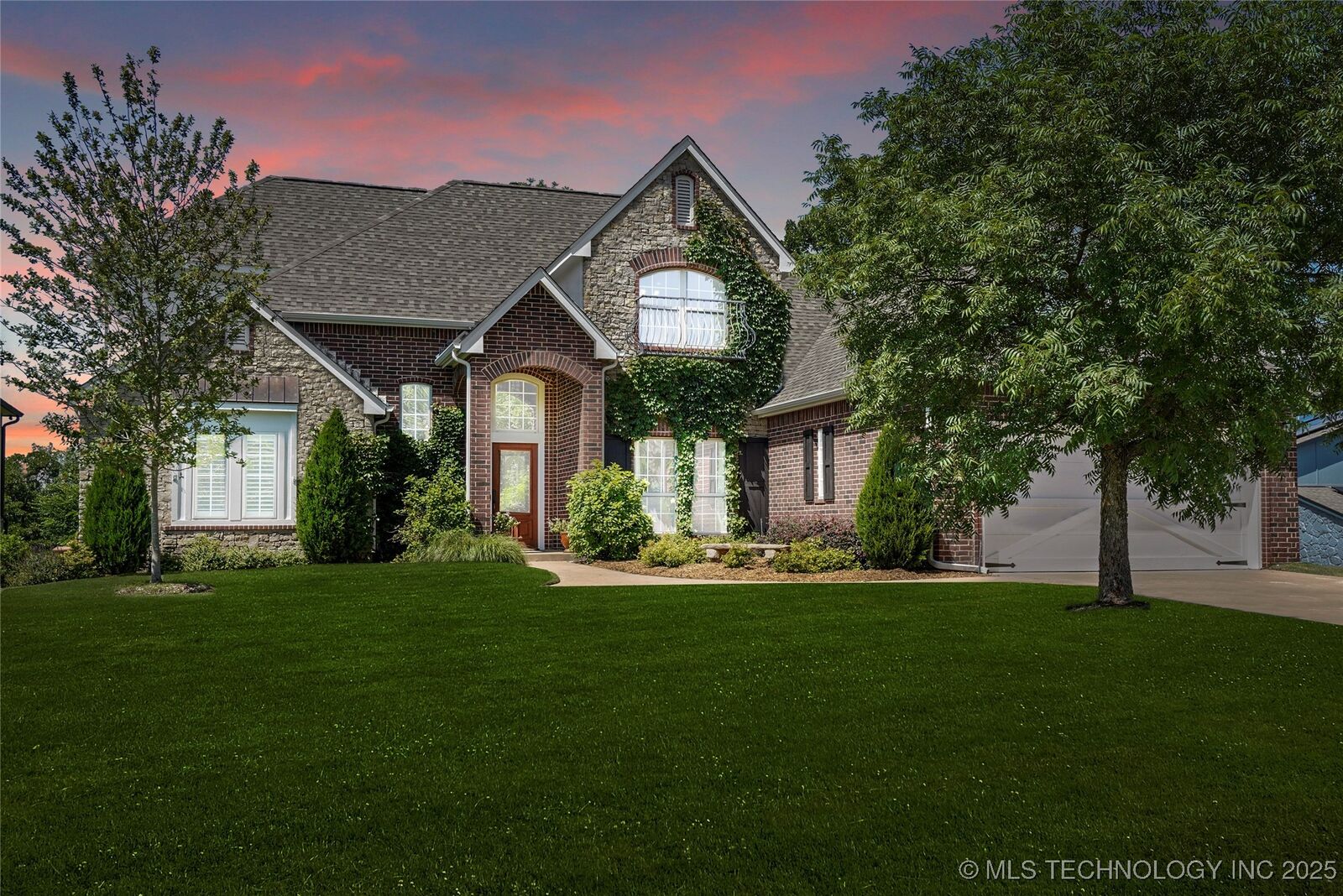 Property Photo:  465 E 113th Street S  OK 74037 