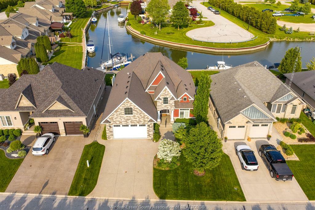 33 Montego Bay Crescent  Kingsville ON N9Y 4E7 photo