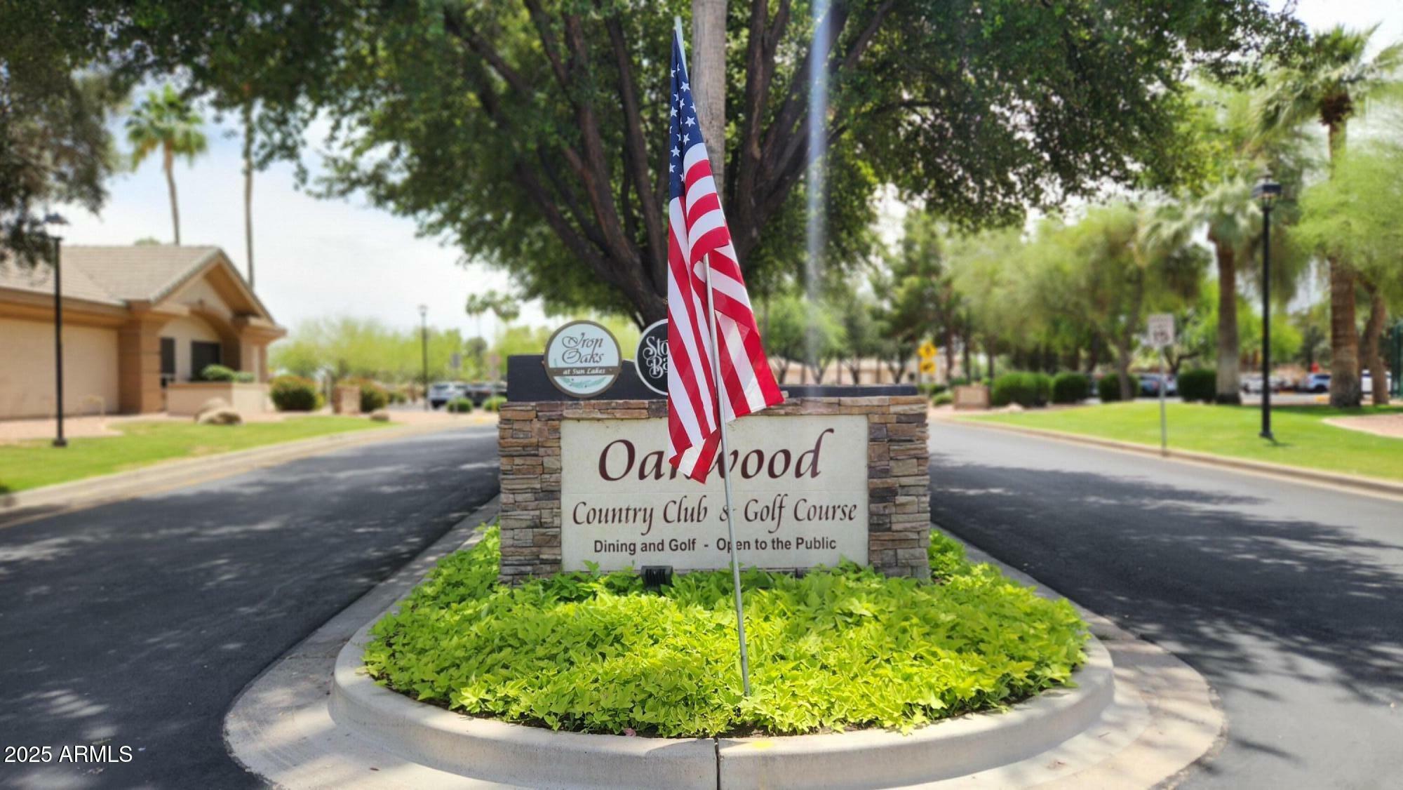 Property Photo: 24508 S Lakeway Circle SW AZ 85248