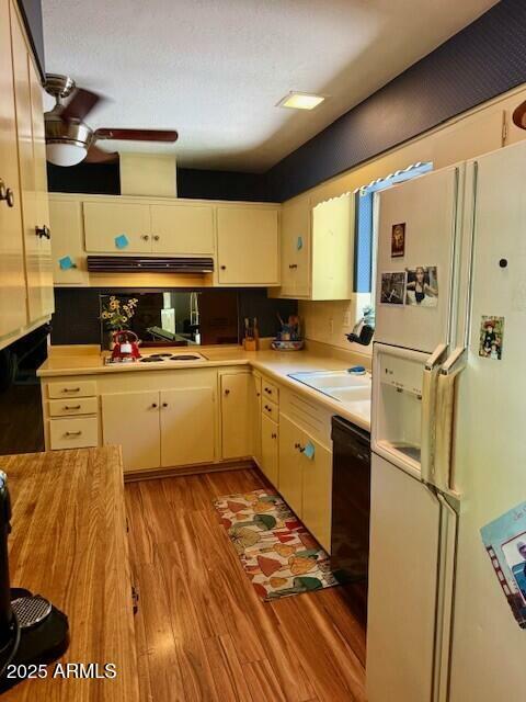 Property Photo: 333 W Seldon Lane AZ 85021
