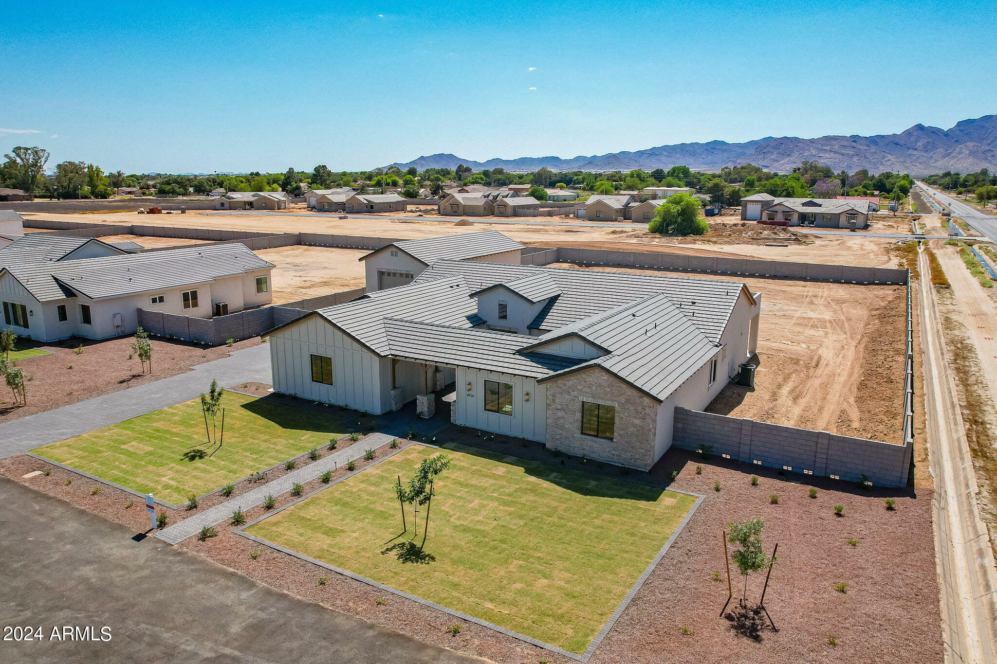 Property Photo:  6926 N 177th Place  AZ 85355 